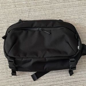 Aer Travel Sling 2, Black Cordura Nylon